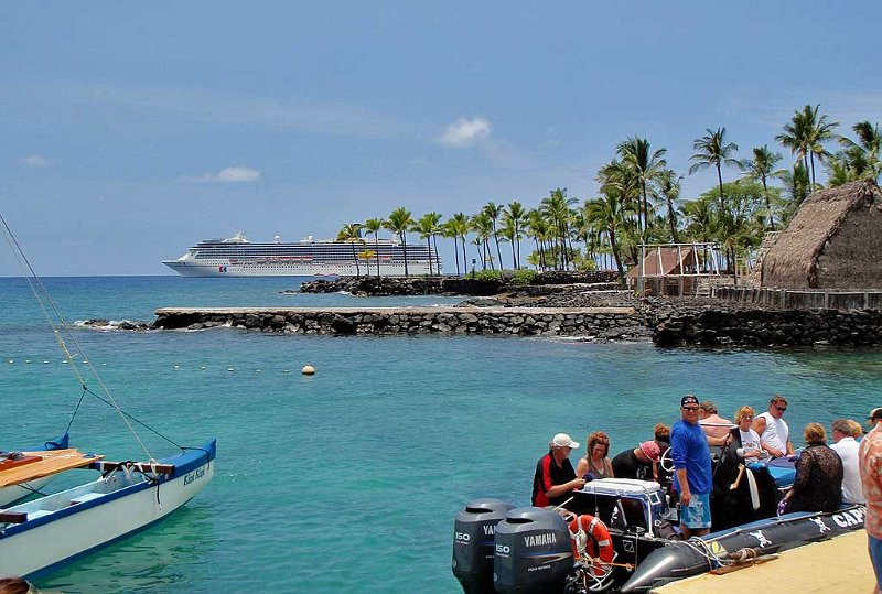 vacation-in-kona-cruise
